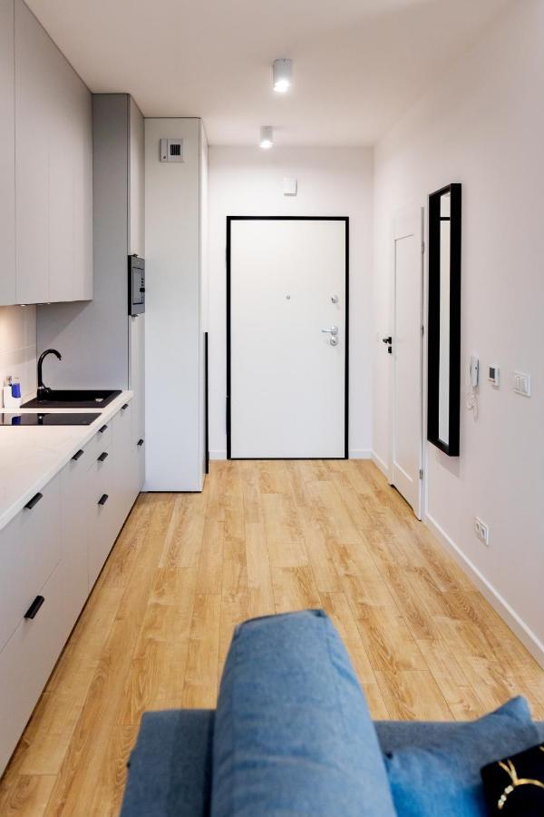 Downtown Apartments ,Next To Spodek-Free Parking Катовице Екстериор снимка