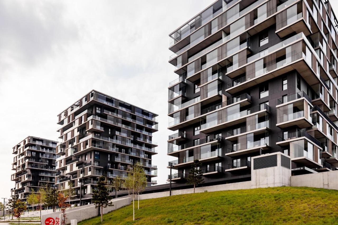 Downtown Apartments ,Next To Spodek-Free Parking Катовице Екстериор снимка
